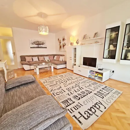 Ivana Apartman Omiš
